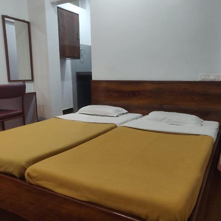 Hotel Parth Residency Kolhapur Zewnętrze zdjęcie