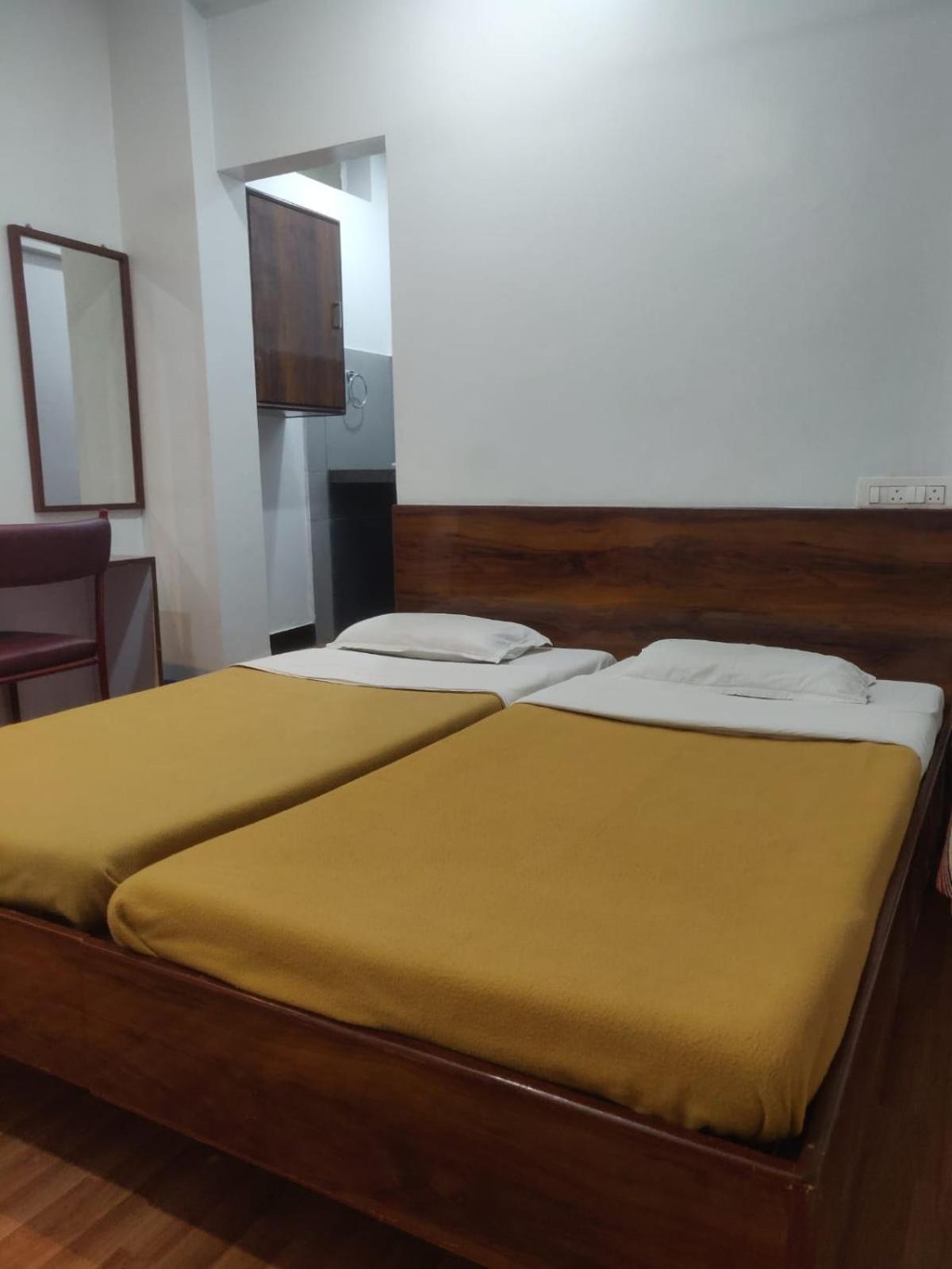 Hotel Parth Residency Kolhapur Zewnętrze zdjęcie