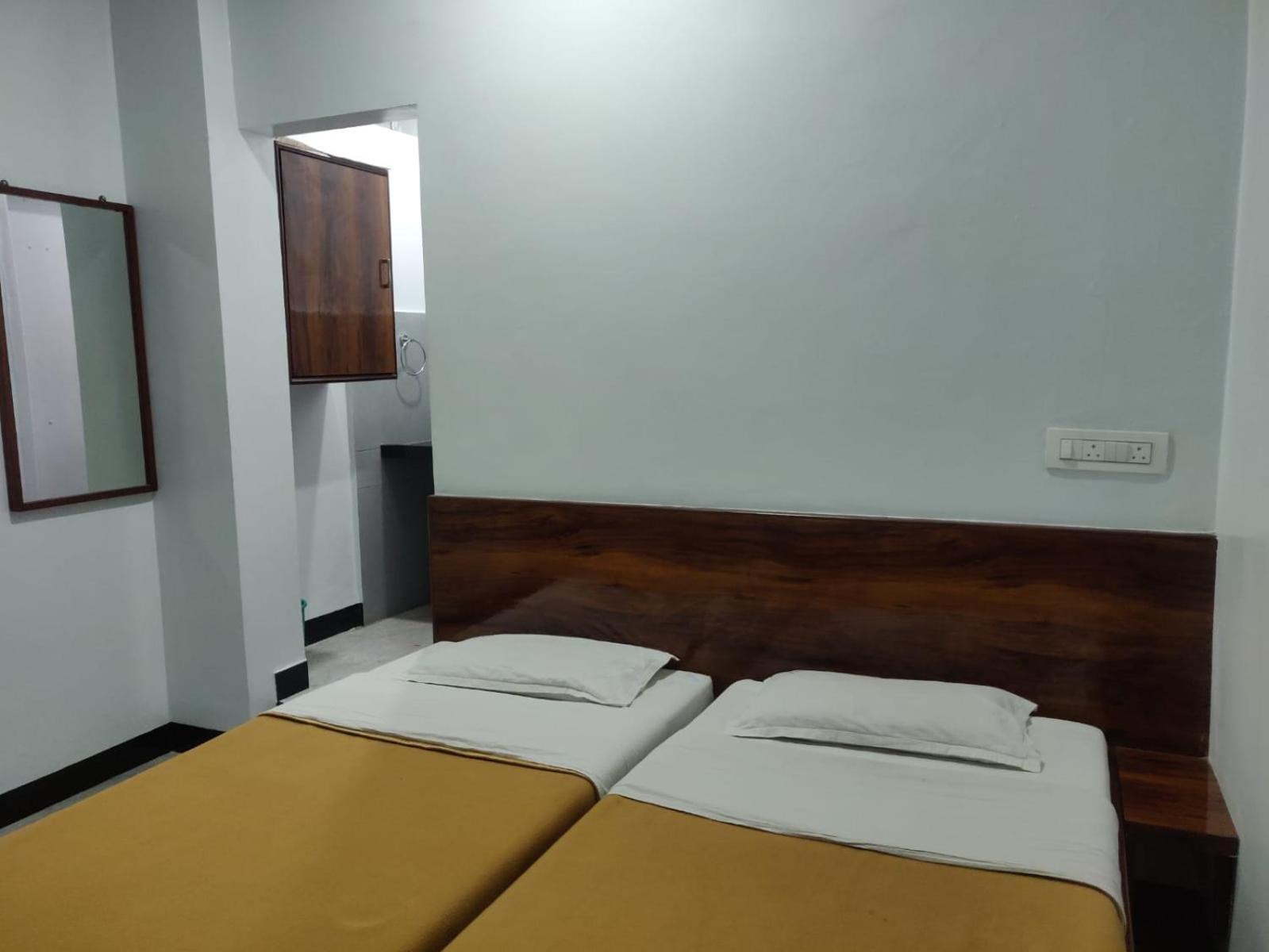 Hotel Parth Residency Kolhapur Zewnętrze zdjęcie