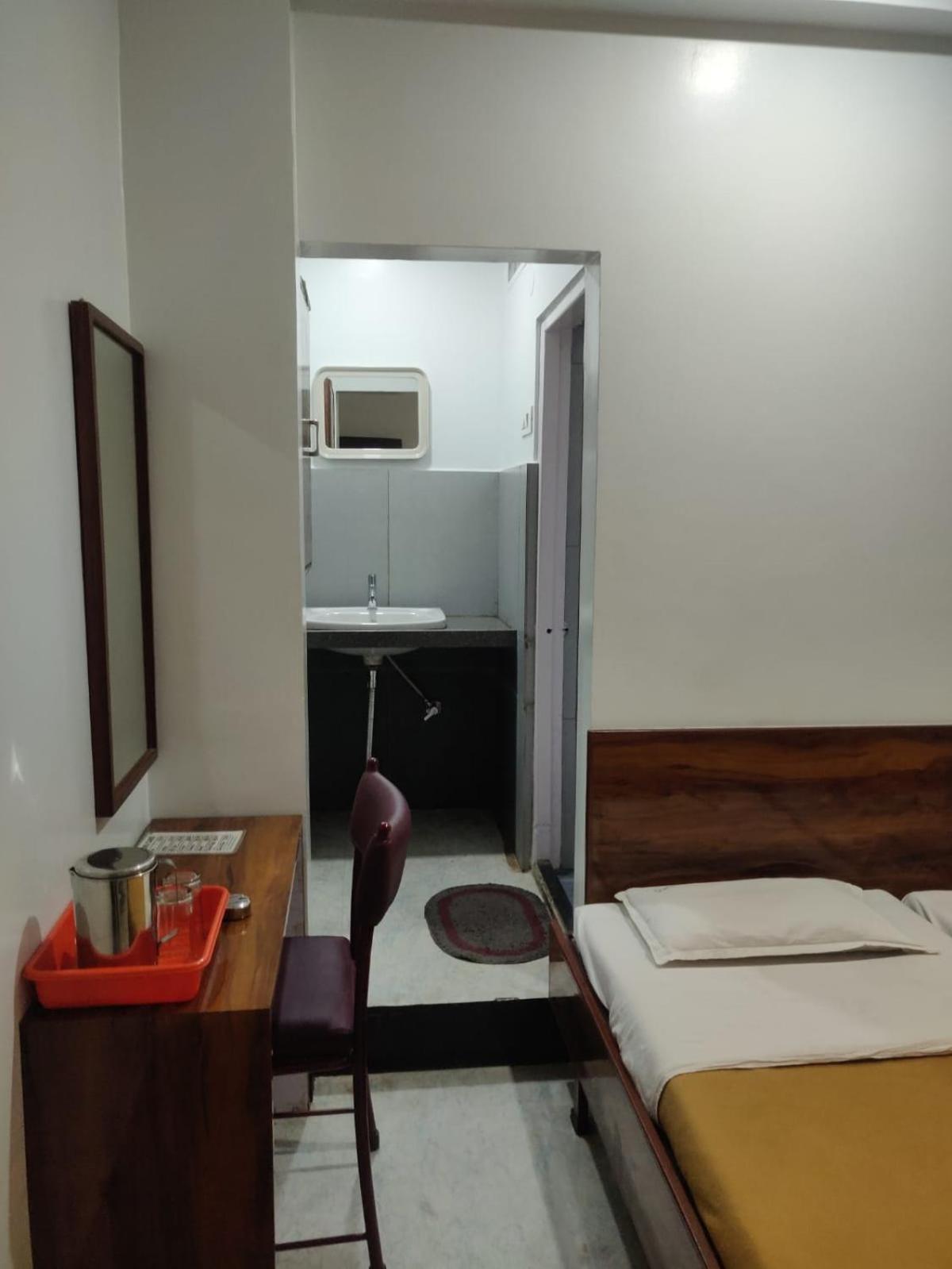 Hotel Parth Residency Kolhapur Zewnętrze zdjęcie
